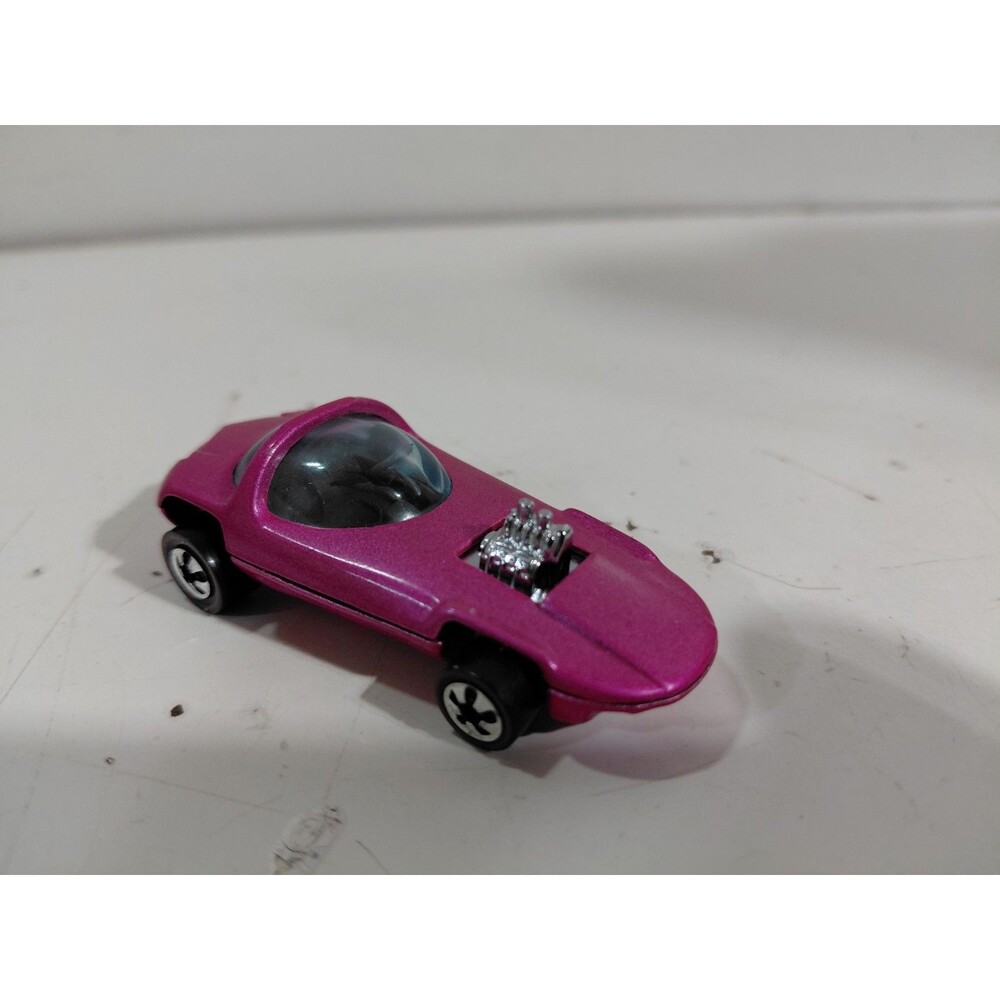 Hot Wheels 25th Anniversary 1:64 Die Cast Red Line Shilloutte Car